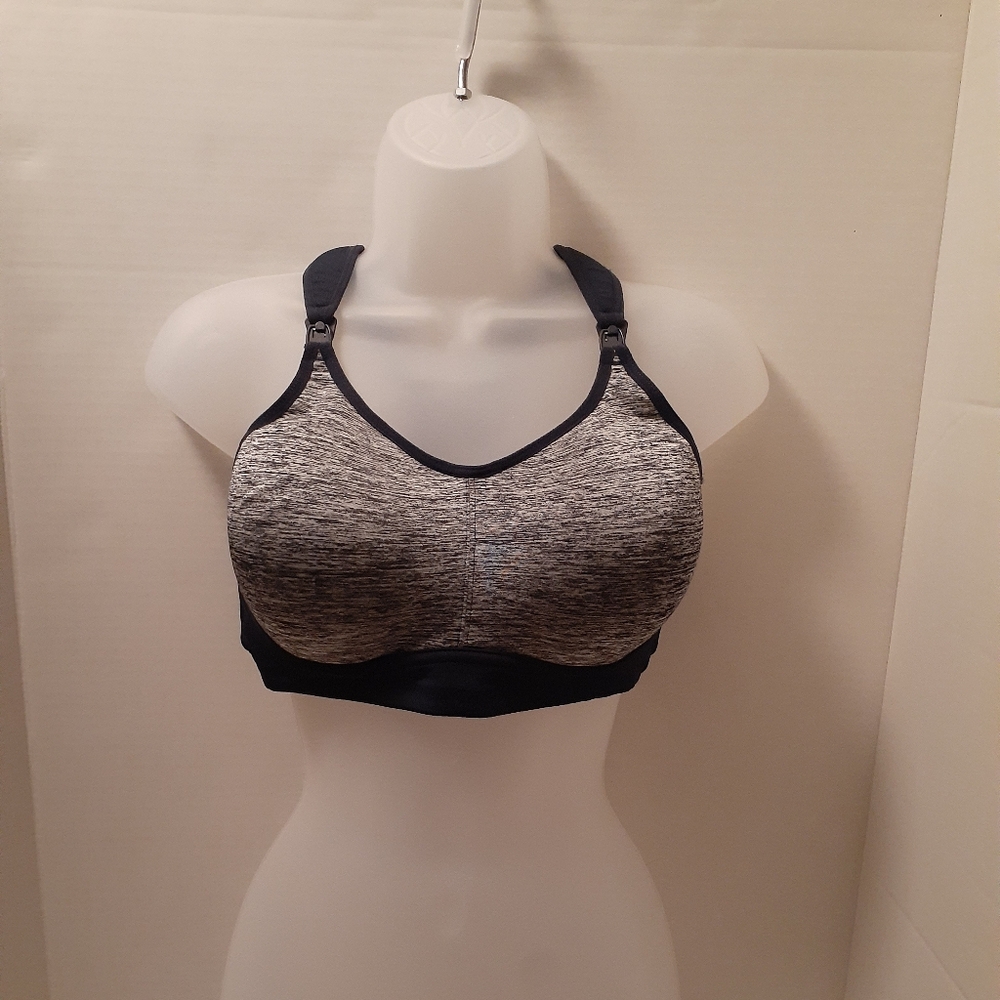 ✂️3/$15 *NWOT* Maternity Bras